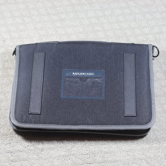 MAXCases Carrying Case (Sleeve) for 11" Notebook - LIKE NEW - Picture 1 of 9